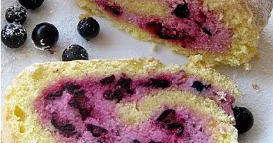 Vyniotinis su uogomis | Receptas