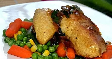 Vištiena vyno padaže