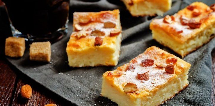 Itališkas rikotos ir migdolų pyragas