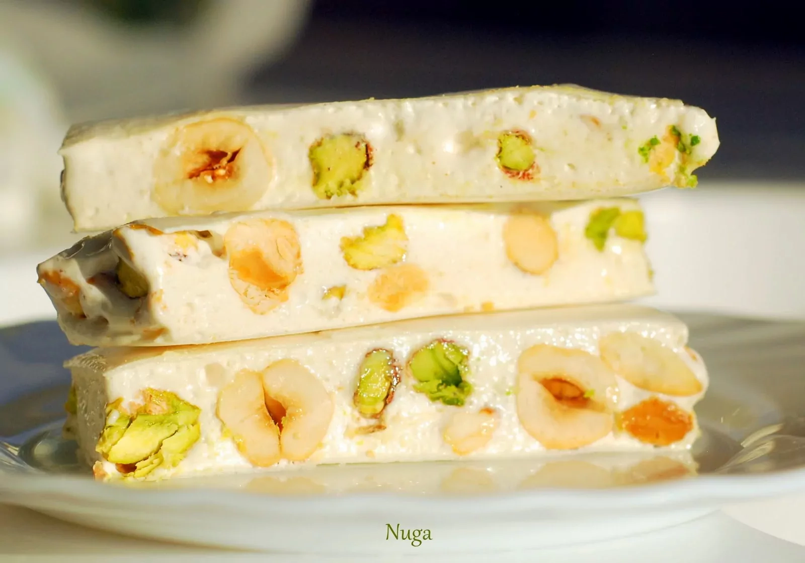 Torrone arba itališkas desertas nuga