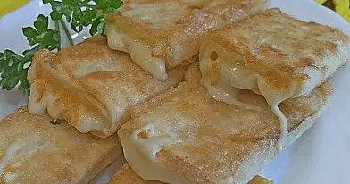 Lavašo suktinukai su sūriu