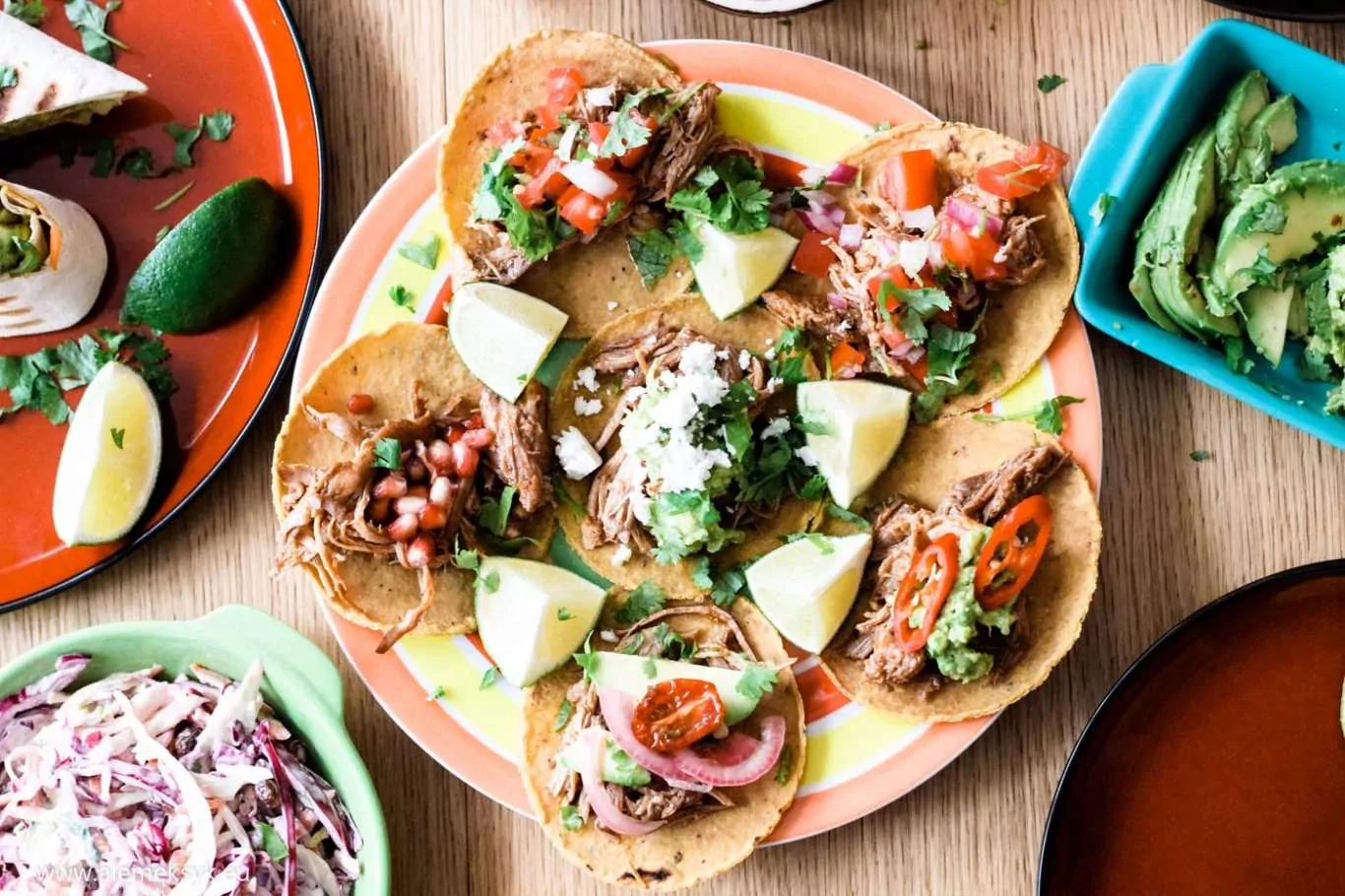 Fast food - Meksikietiškos tostados su plėšyta kiauliena