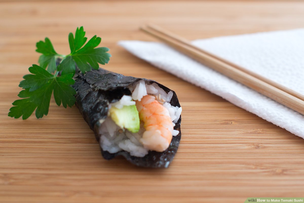 Temaki suši (sushi) su surimi krevetėmis