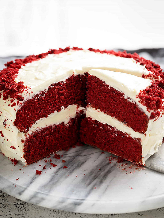 Raudonas velvetas - Red velvet tortas su švelniu kremu