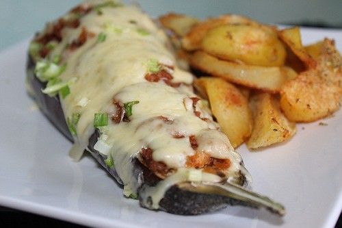 Įdaryti baklažanai su faršu - kalakutiena ir sūriu