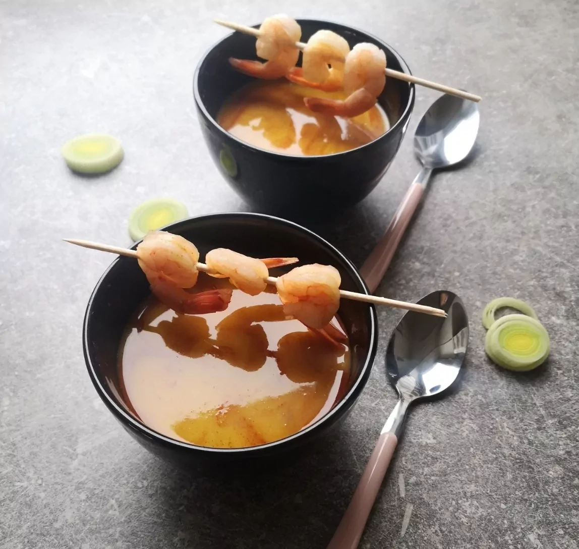 Тыквенный суп с кокосовым молоком и креветками
