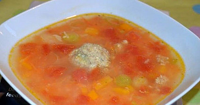 Ryžių ir mėsos kukulaičių sriuba