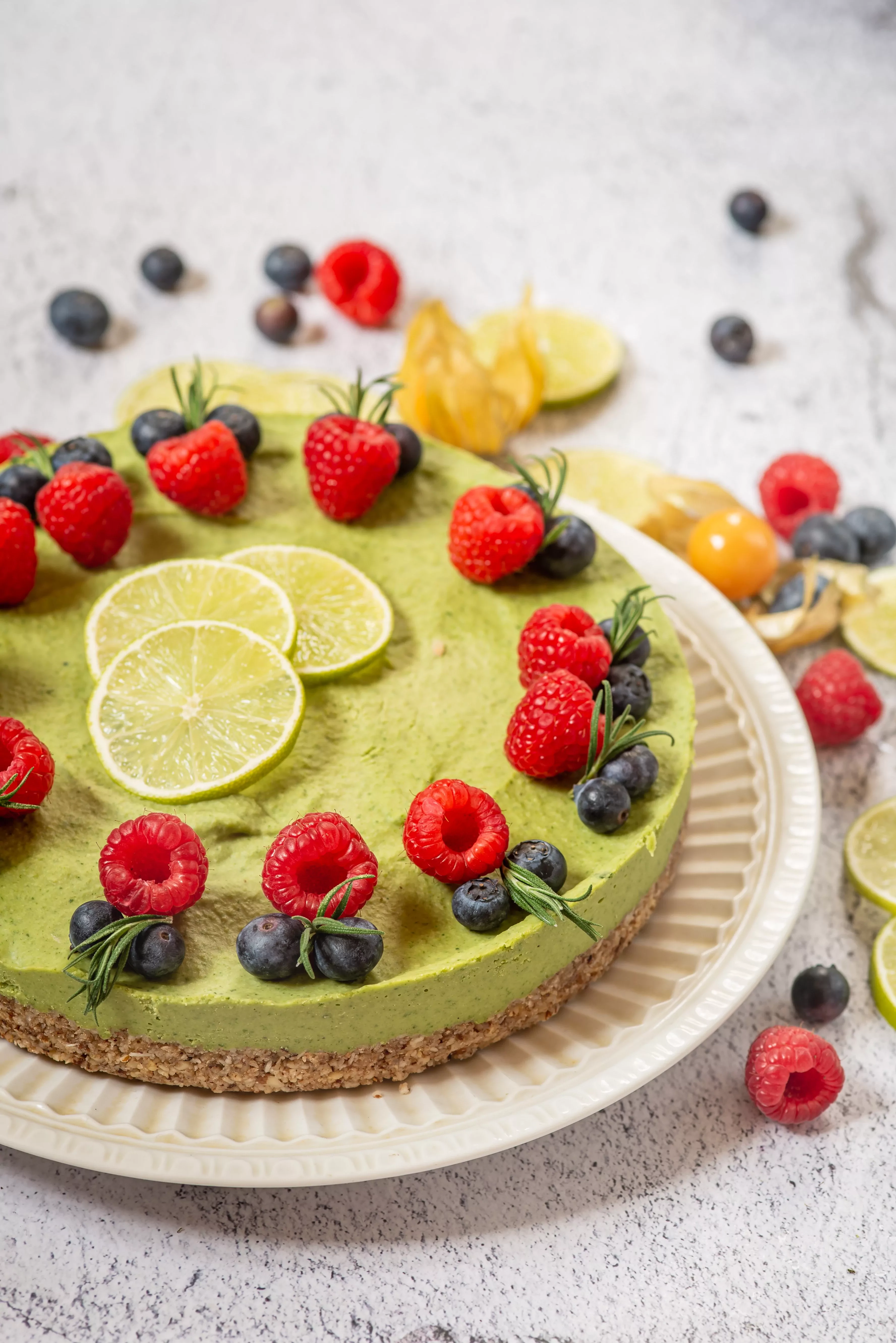 Nie pieczone wegańskie ciasto cytrynowe bezglutenowe