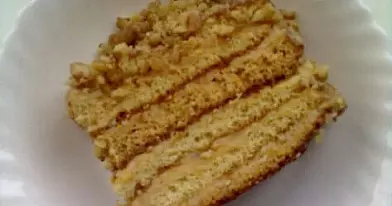 Graikiškų riešutų tortas