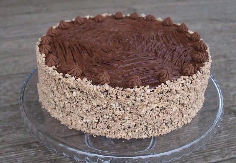 Šokoladinis-riešutinis tortas