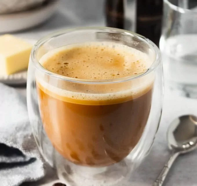 Вкусный рецепт кофе - кофе со сливочным маслом (кето кофе)