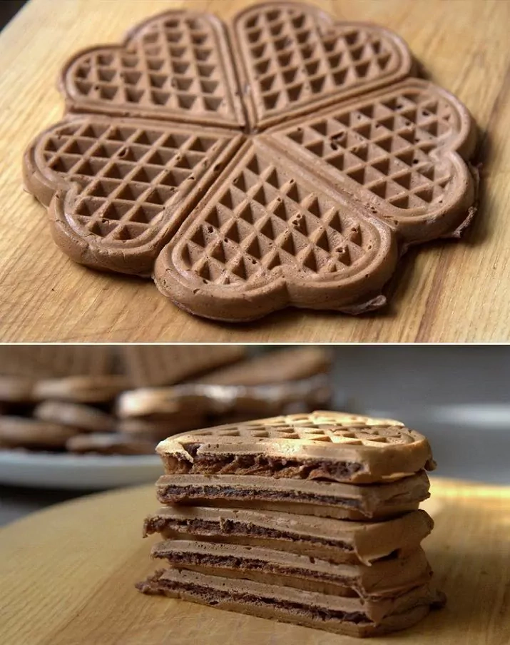 Kakaviniai vafliai (Arba vafliniai blynai su cinkeliu...)