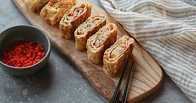 Gyeran-mari - korėjietiškas omletas su morkomis