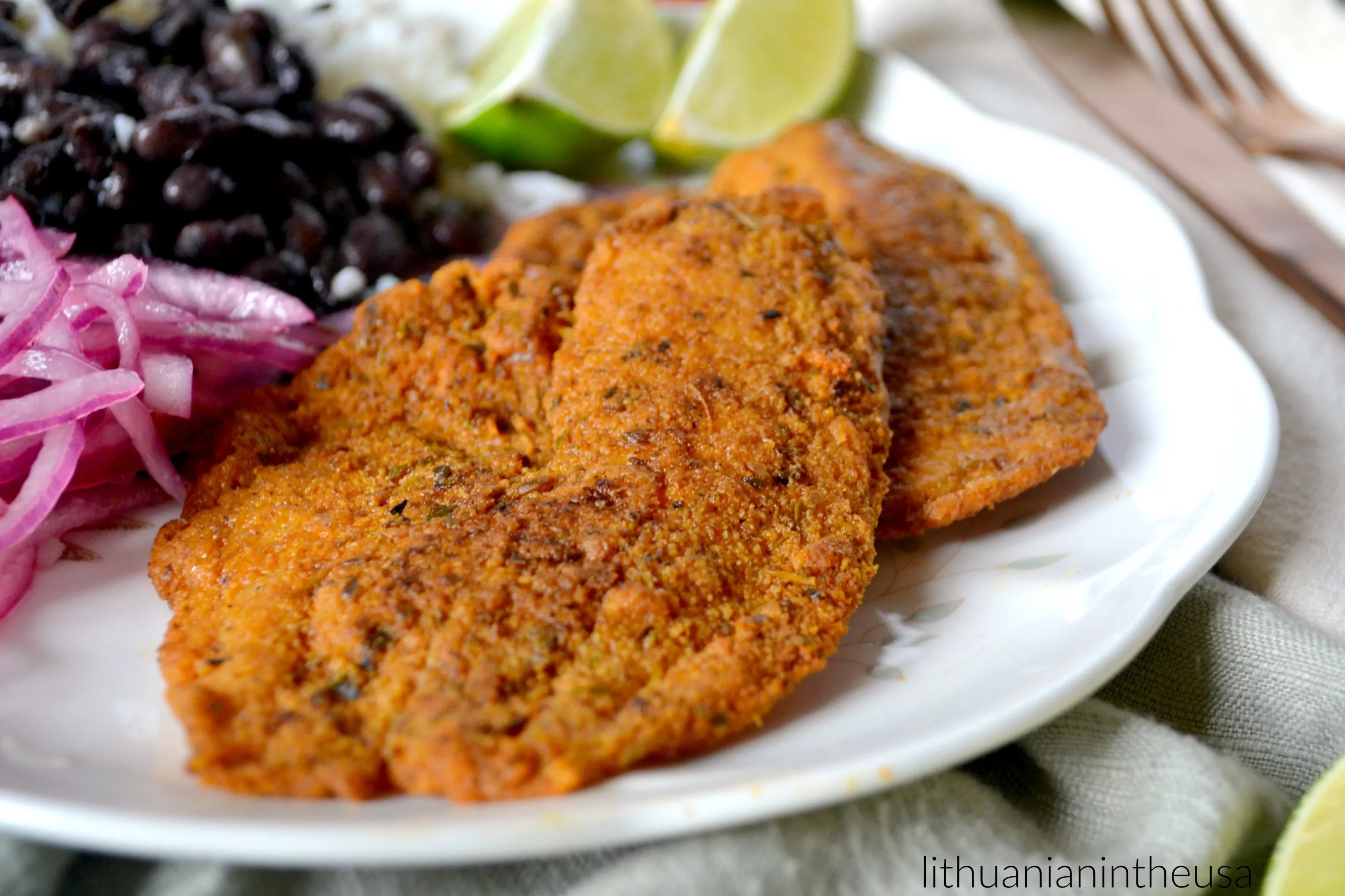 Greitai paruošiama kepta tilapijų filė keptuvėje