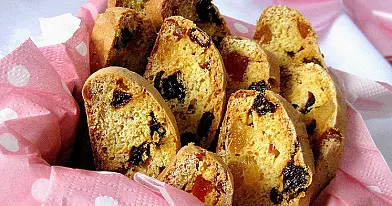 Biscotti - apelsininiai džiūvėsėliai su tropiniais vaisiais
