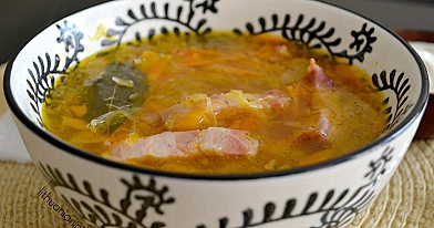 Lithuanian sauerkraut soup with smoked bacon