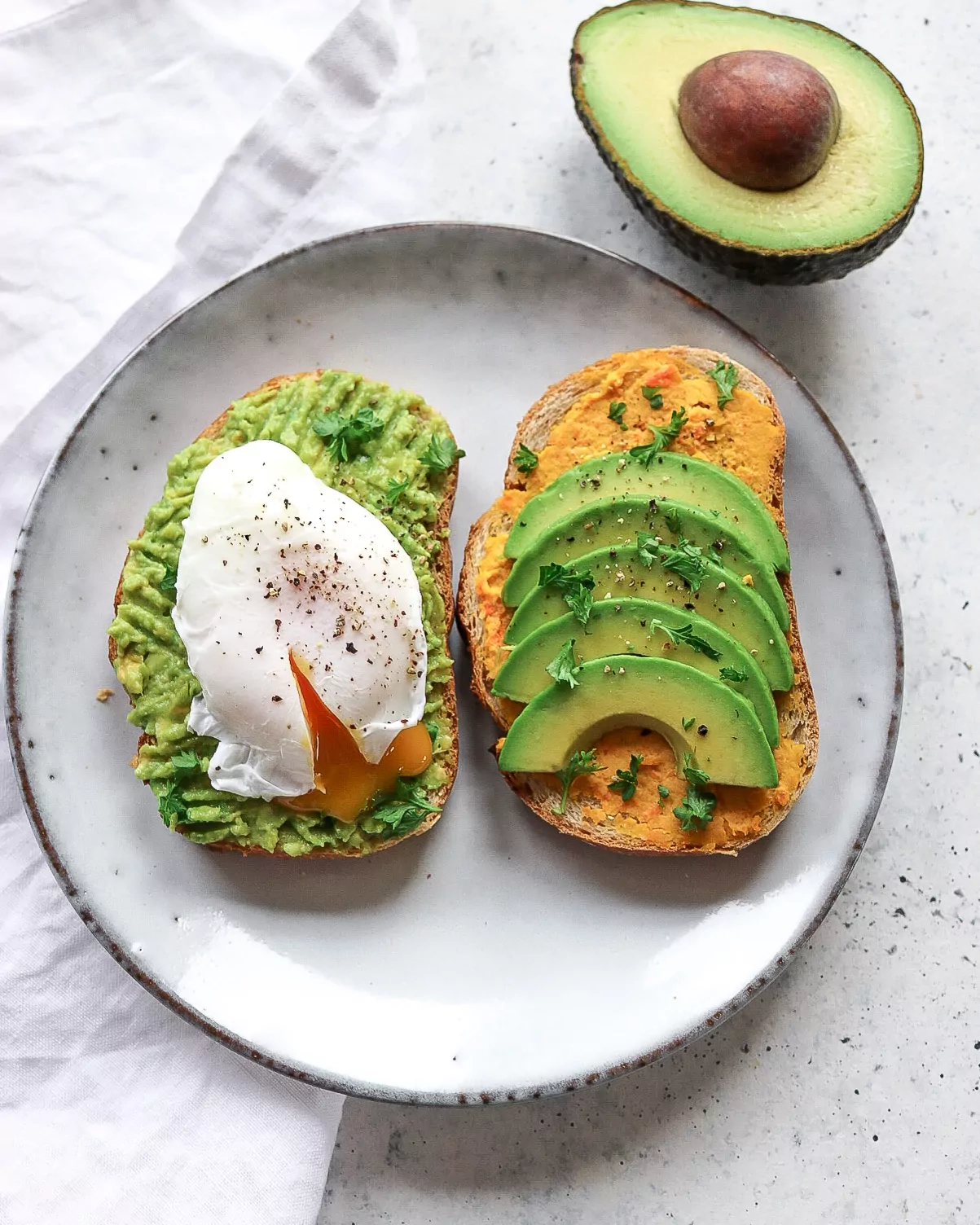 Morkų humusas, keptas orkaitėje