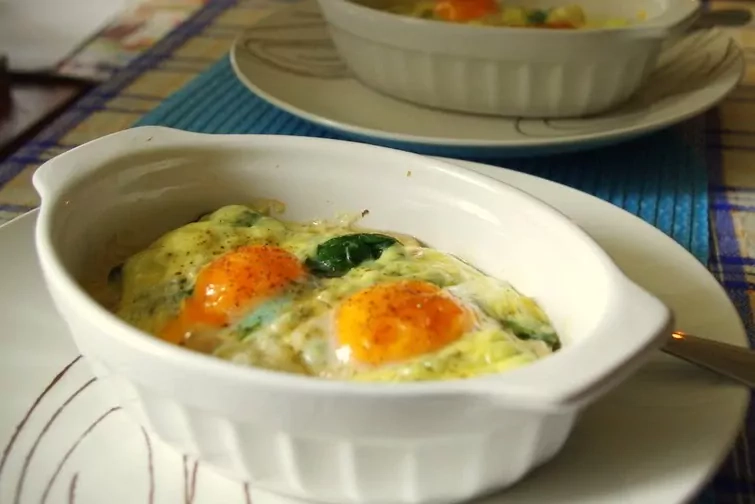 Orkaitėje kepti kiaušiniai