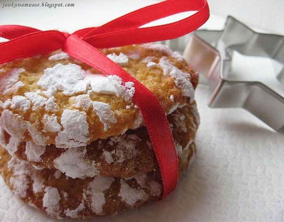 Kepiniai Kalėdoms: raukšlėtieji sausainiai su kokosais