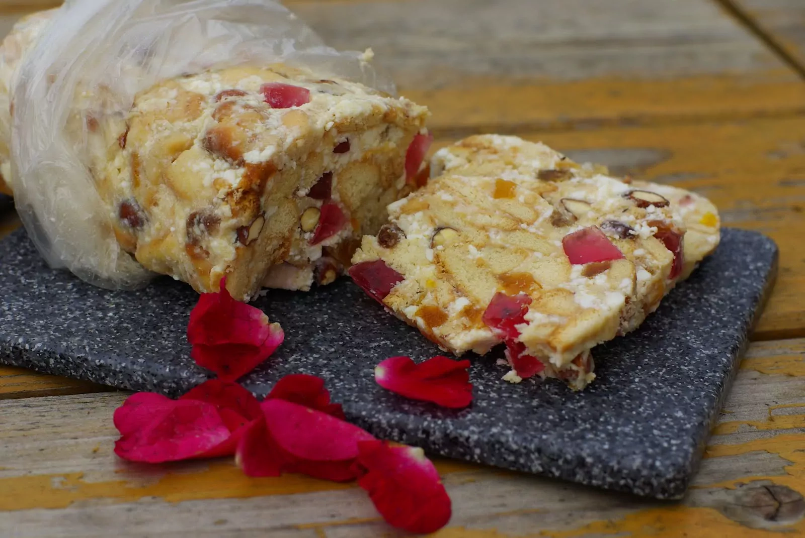 Varškės tinginys su uogomis