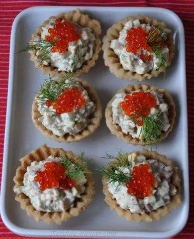 Užkandžių krepšeliai užklupus svečiams