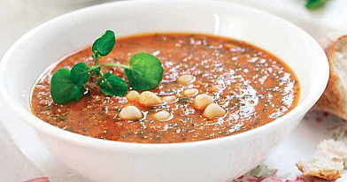 Lietuviška pupelių sriuba su pomidorais