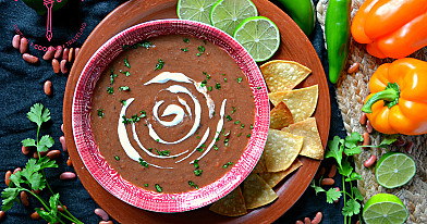 Sopa Tarasca — мексиканский фасолевый суп.