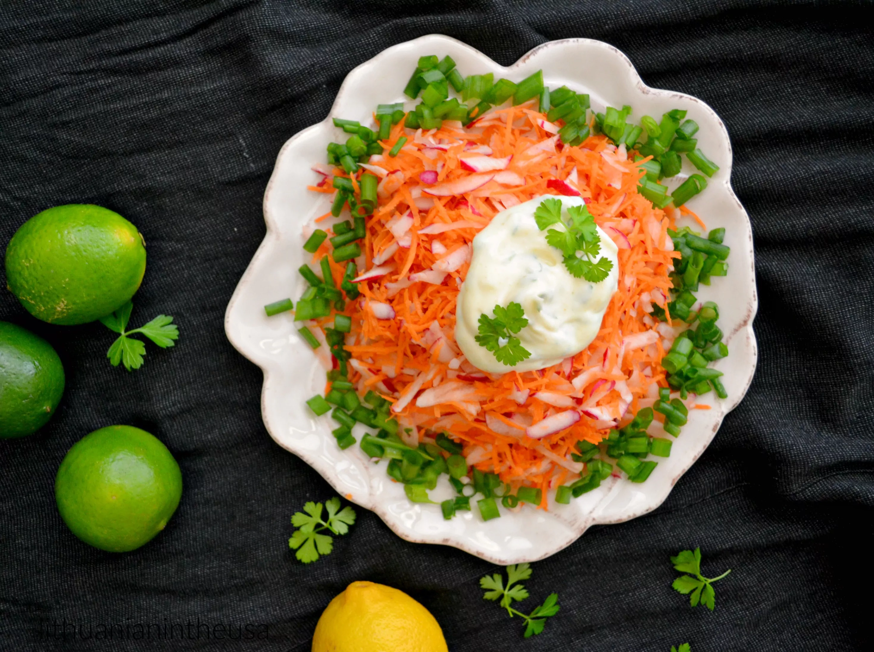 Gaivios morkų ir ridikėlių salotos