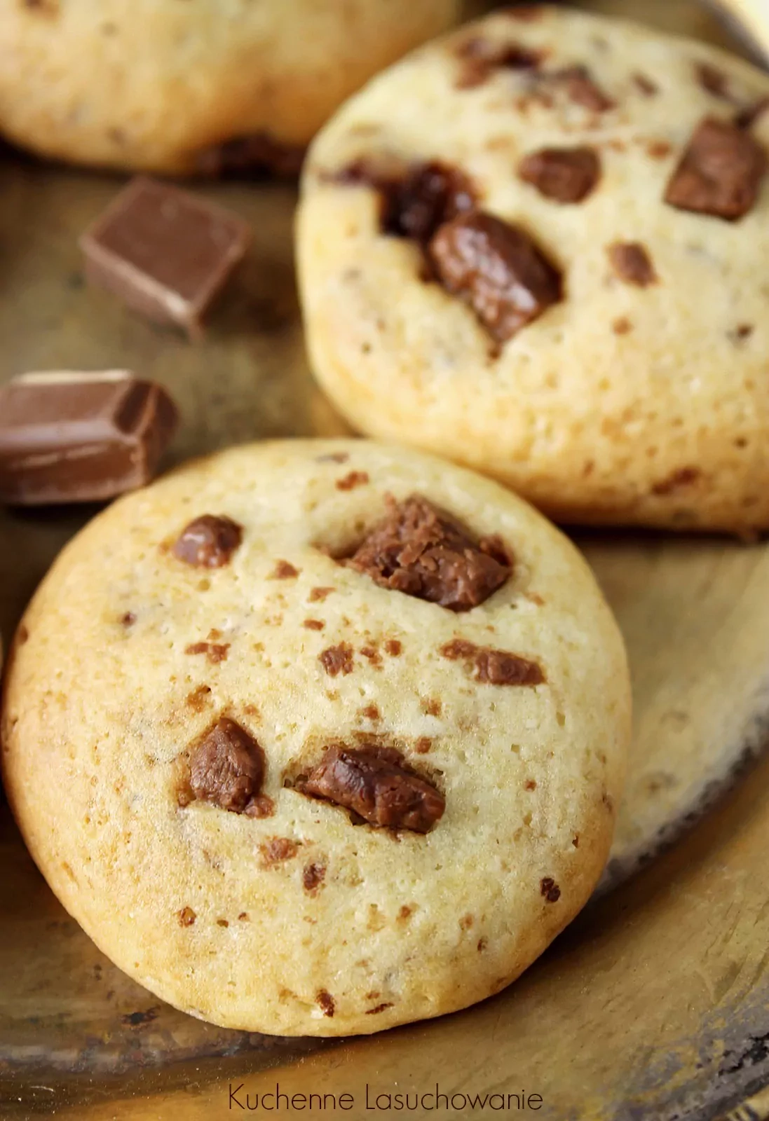 Miękkie ciastka z czekoladą na serku
