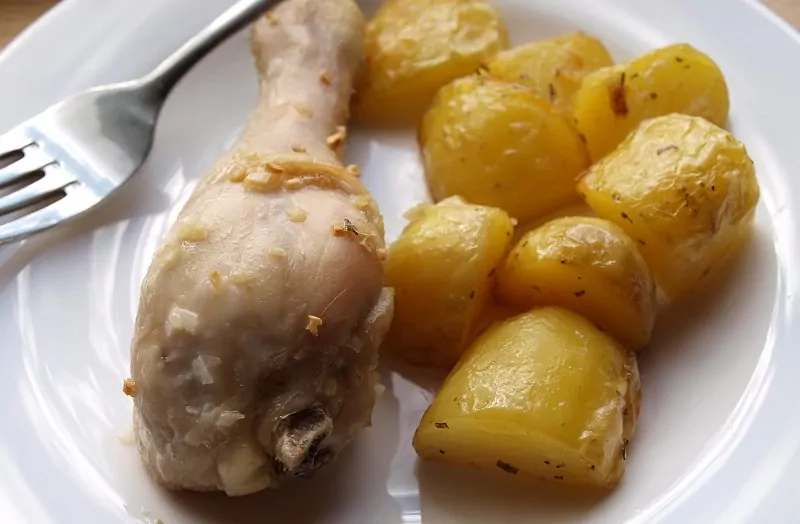 Traškios bulvės su rozmarinu