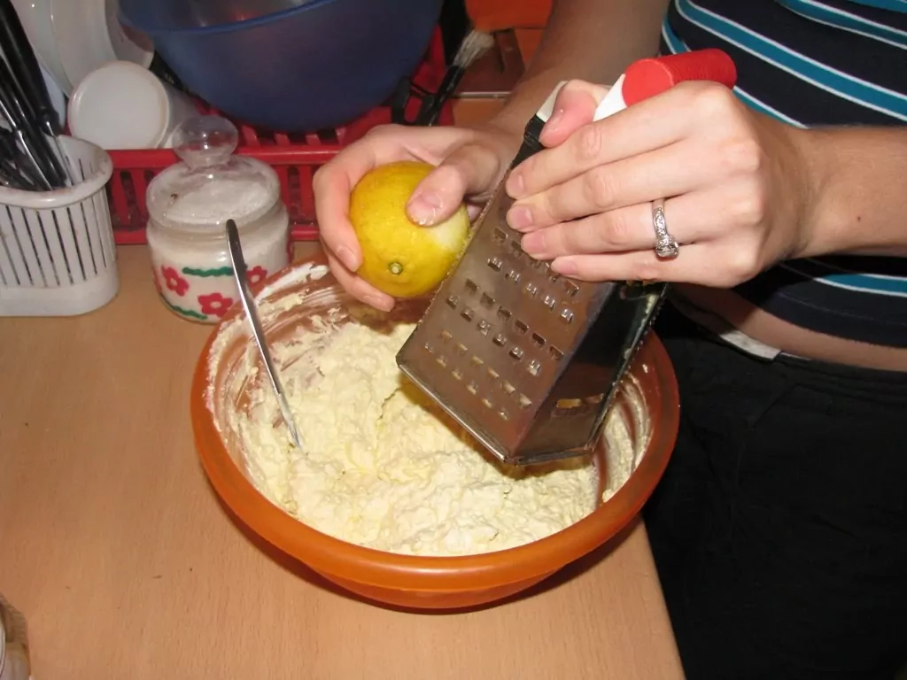 Bezgalgardā biezpienkūka