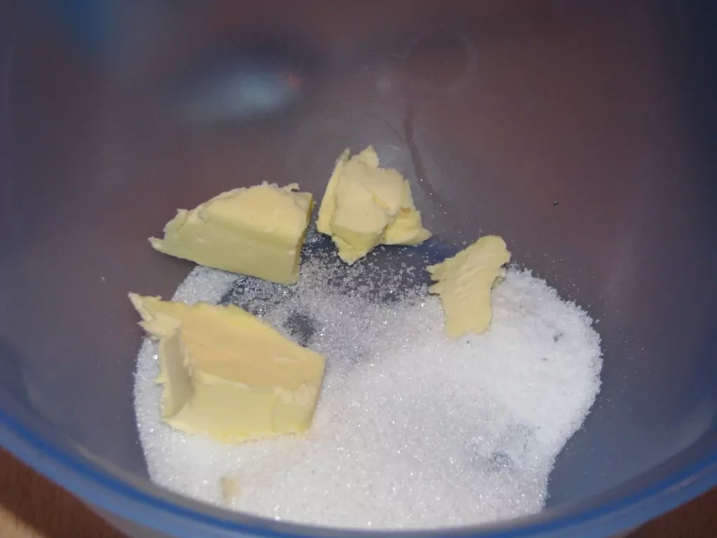 Vienkārša mājas baltmaize maize