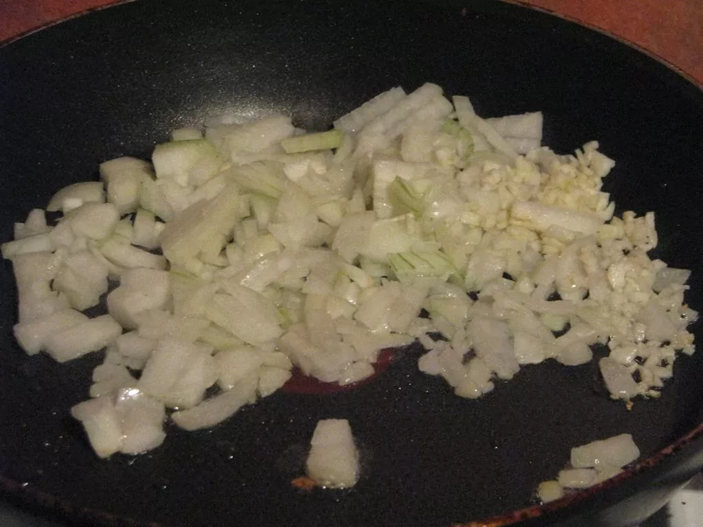 Spagetti ar "bolognese" mērci