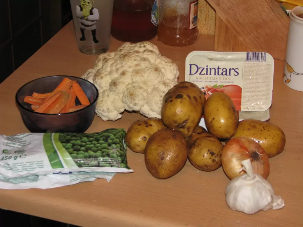 Fiksā siera zupa ar dārzeņiem