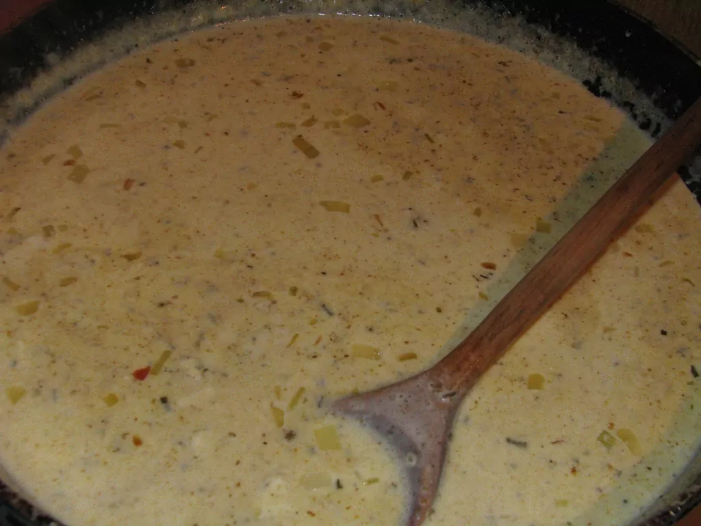 Makaroni ar garnelēm karija mērcē