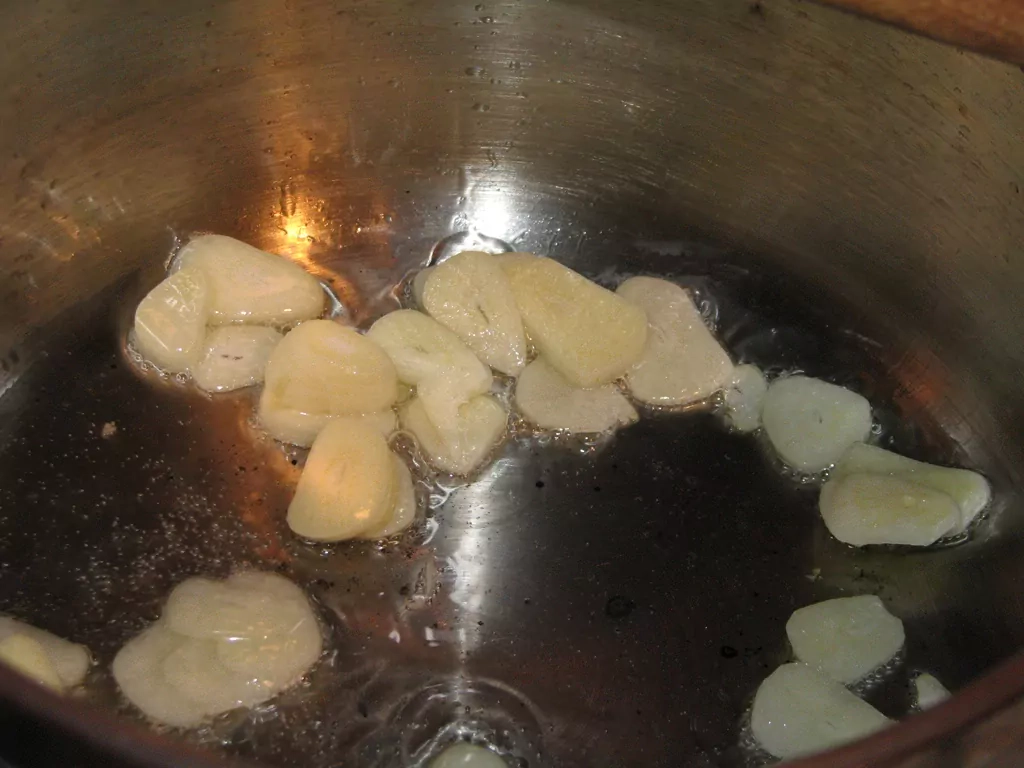 Pupiņu sautējums jeb mexikano sautējums