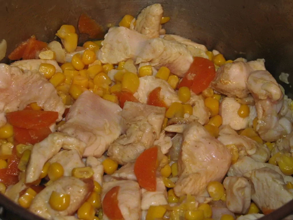 Pupiņu sautējums jeb mexikano sautējums