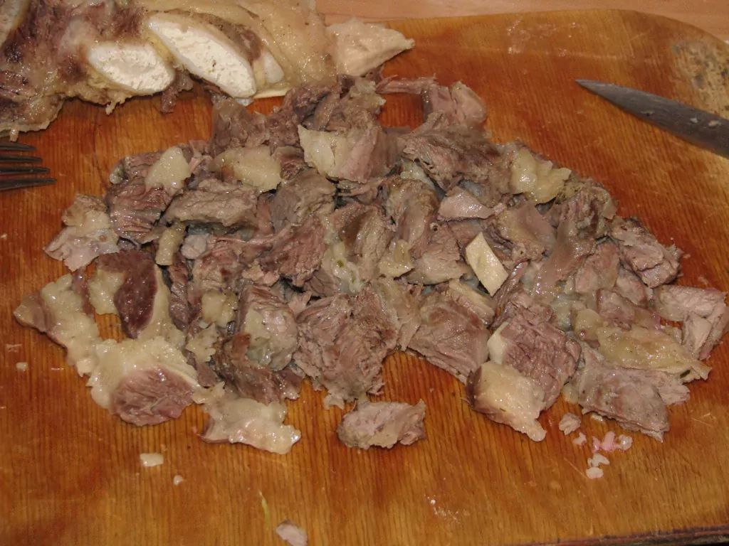 Vec vecāsmammas biešu zupa ar liellopu gaļu