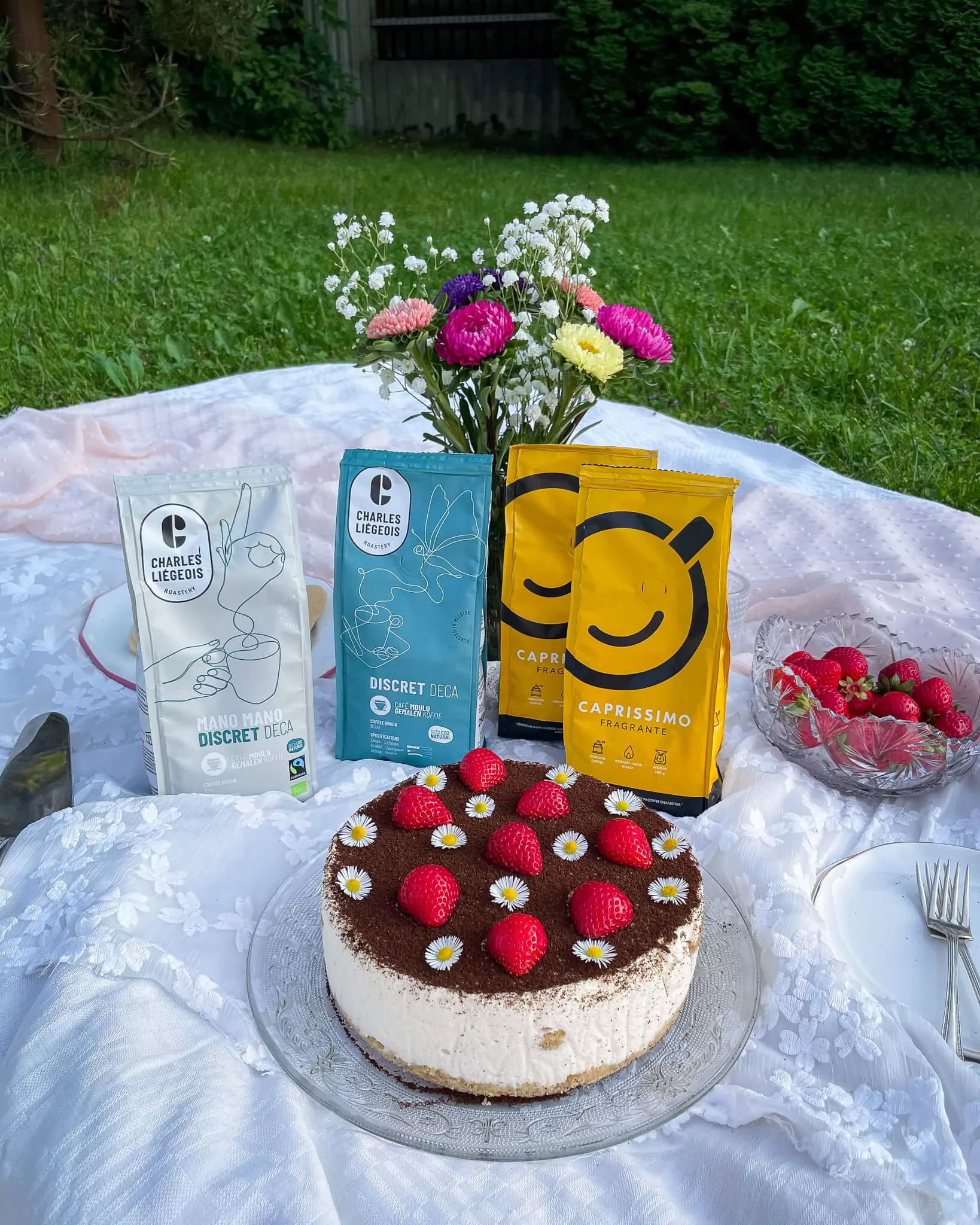 Tiramisu nekeptas tortas