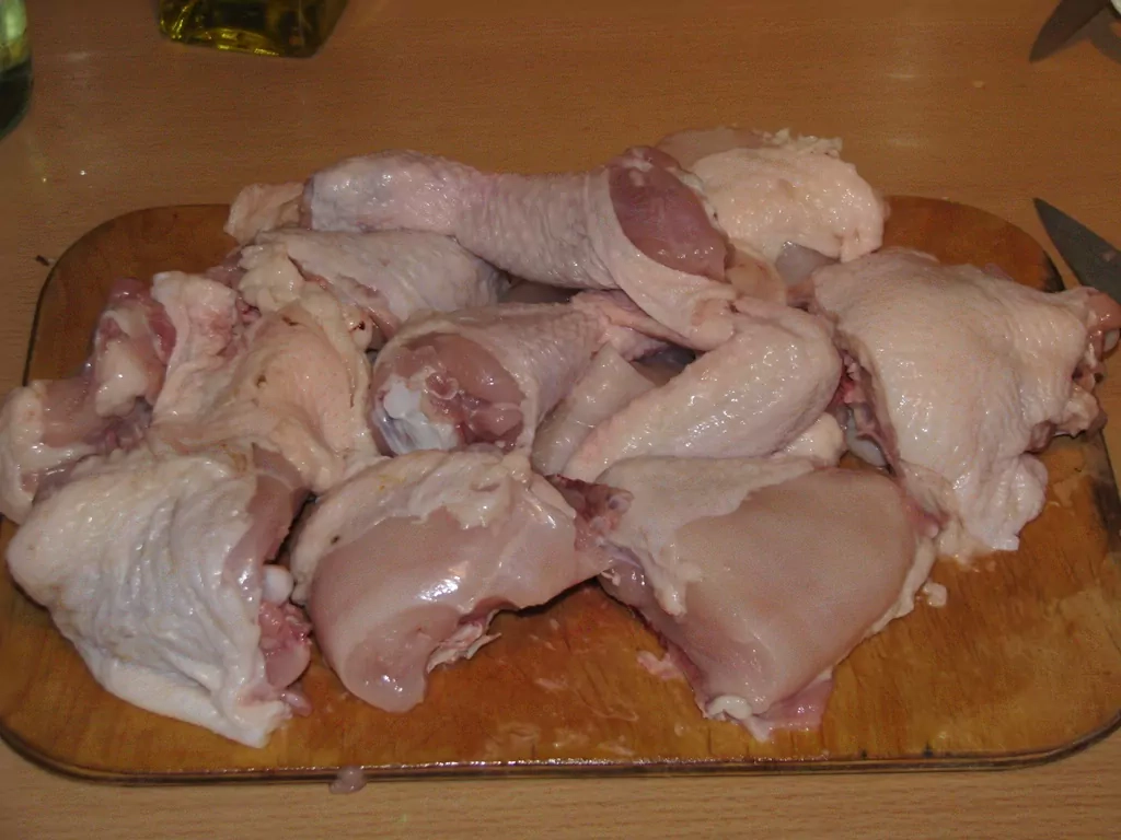 Vistas šmoris ar kanēli, tomātiem un vīnu