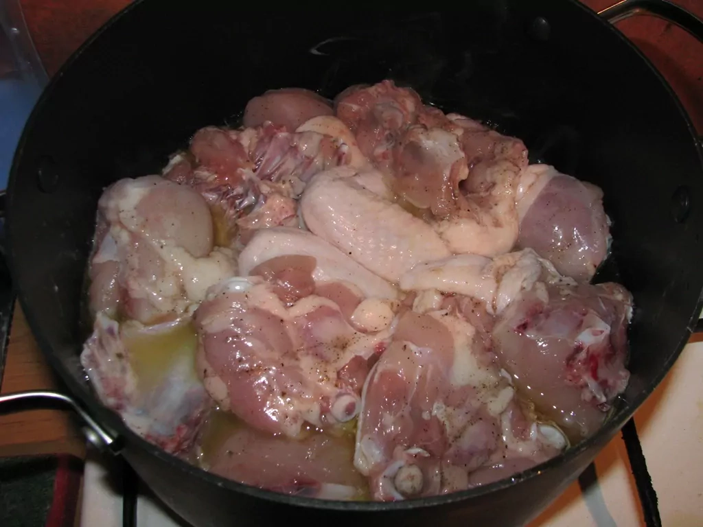 Vistas šmoris ar kanēli, tomātiem un vīnu