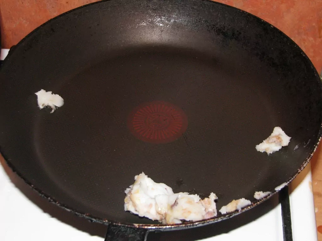 Sātīgā omlete ar kartupeļiem un papriku