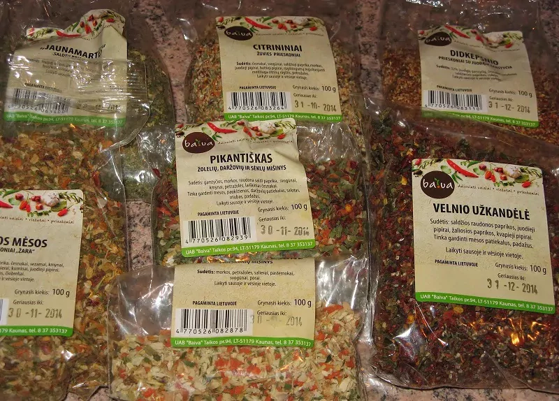 Kefyre marinuota ir kepta vištytė