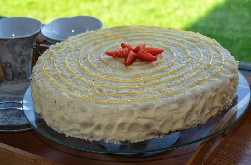 Mascarpone tortas su citrininiu kremu Mascarpone tortas su citrininiu kremu