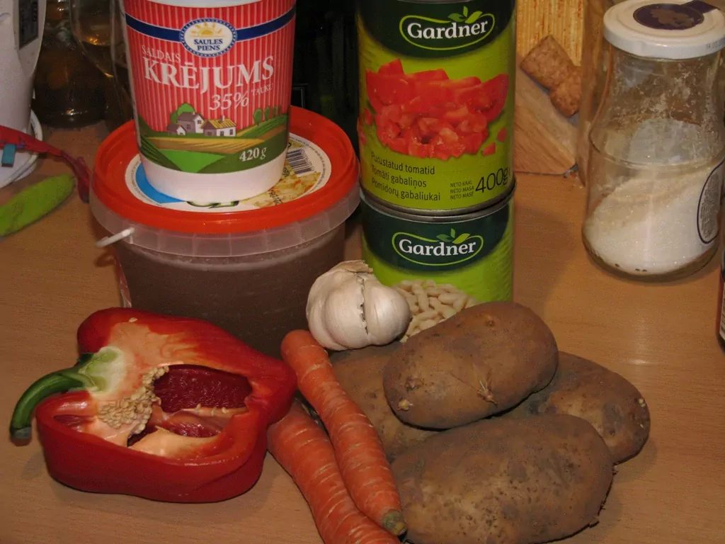 Vistas krēmzupa ar pupiņām