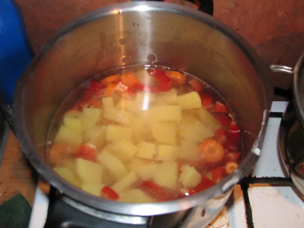 Vistas krēmzupa ar pupiņām