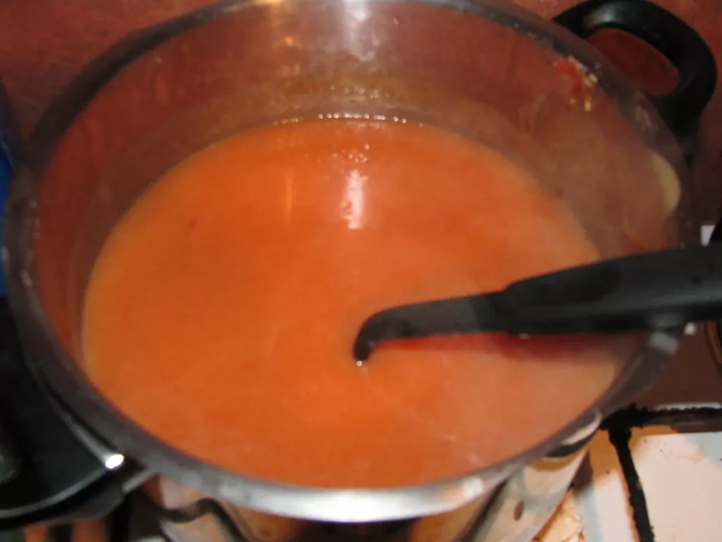 Vistas krēmzupa ar pupiņām