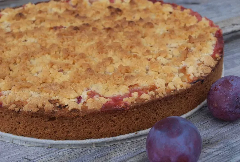 Pflaumenkuchen – vokiškas pyragas su slyvomis