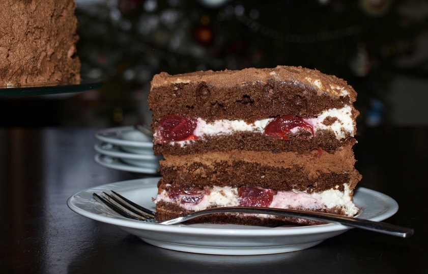 Tortas "Juodas miškas" - vyšnių ir šokolado derinys nuostabus!
