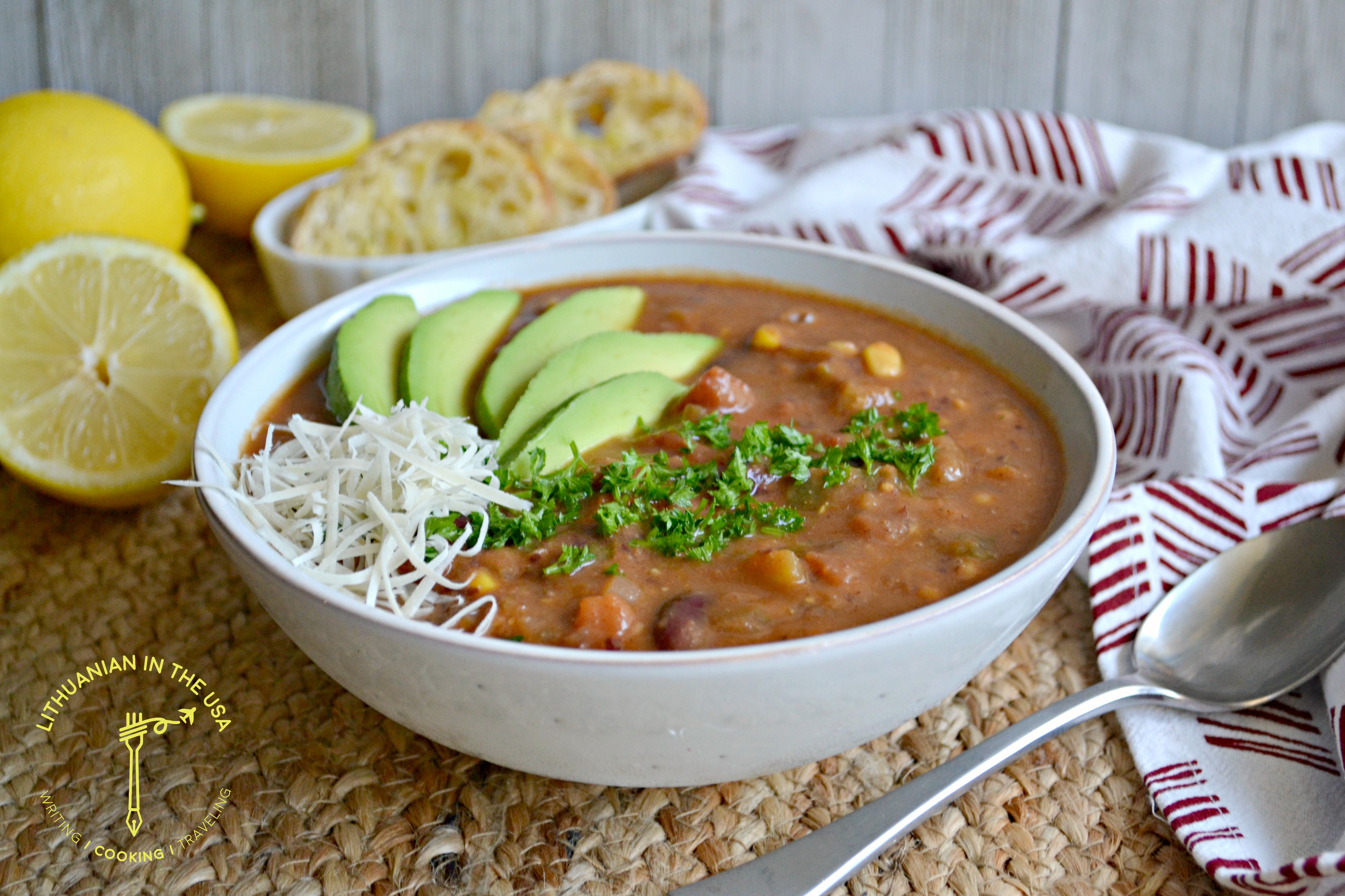 Easy and Delicious Vegetarian Chili